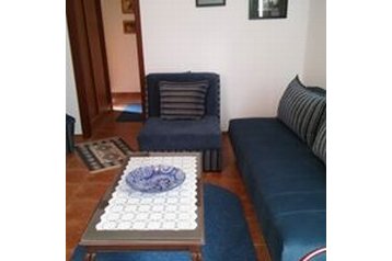 Montenegro Privát Šušanj, Esterno